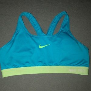 Nike pro sport bra